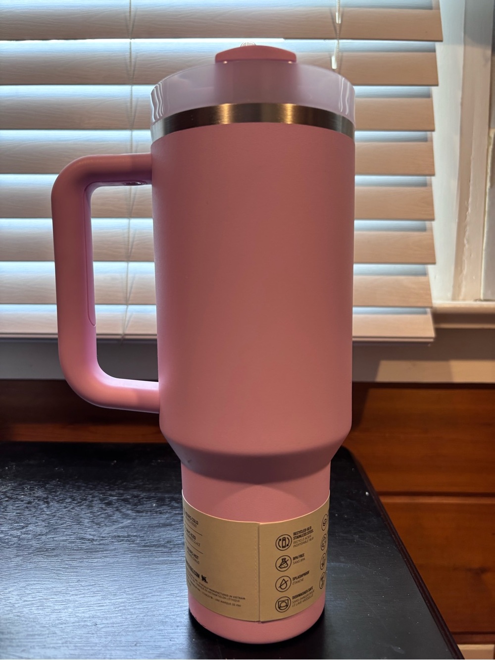 2 Stanley Quencher H2.0 Tumblers with Handle - Picture 9 of 12